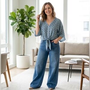 EUC Max Studio Green and Blue Tie Front Blouse, Kimono Sleeve, Statement Top  L